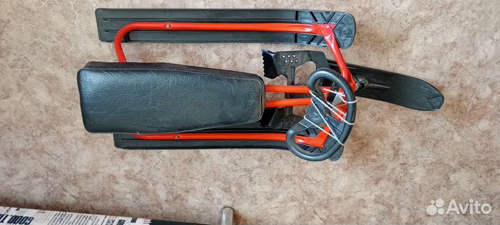 Детский снегокат бу