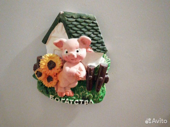 Магниты на холодильник