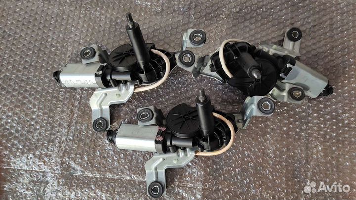 Моторчик стеклоочистителя задний Volvo XC90