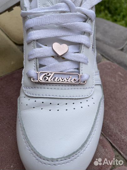 Кроссовки для девочки 36