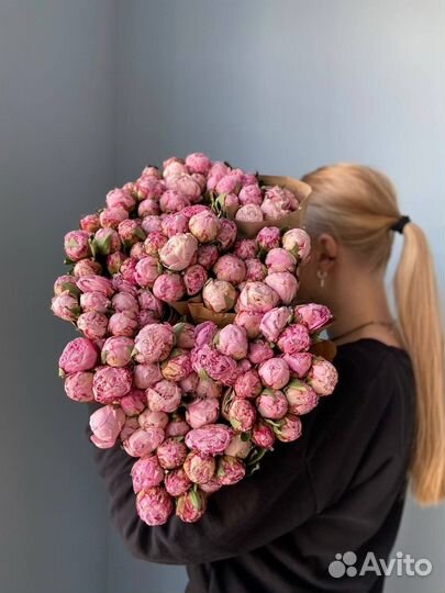 Пионы букет