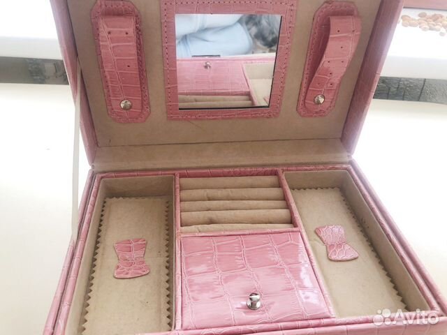 Шкатулка для украшений/бижутерии