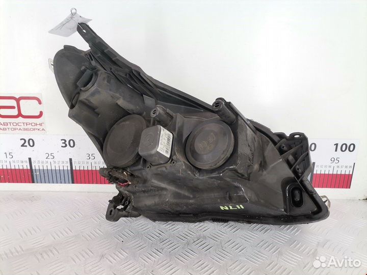 Фара передняя для Opel Astra H 93178635