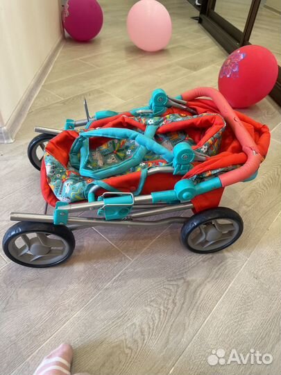 Коляска кукольная