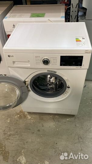 Стиральная машина LG F2J3HS2W