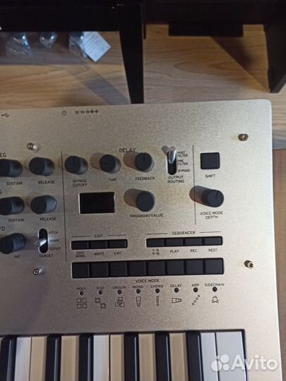 Аналоговый синтезатор korg Minilogue