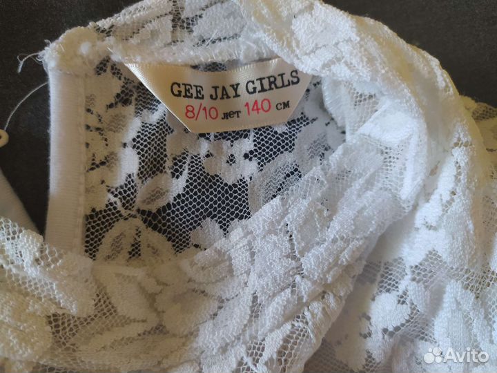 Блузка белая