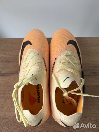 Футбольные бутсы nike phantom gx elite