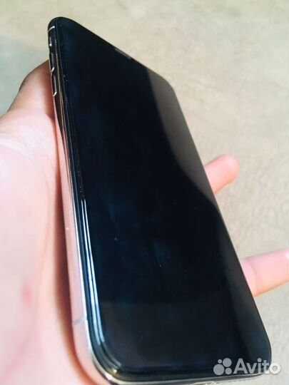 Телефон iPhone X
