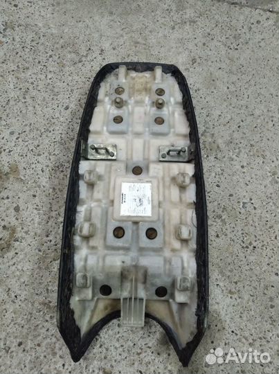 Сиденье на мотоцикл Кавасаки GPX 250