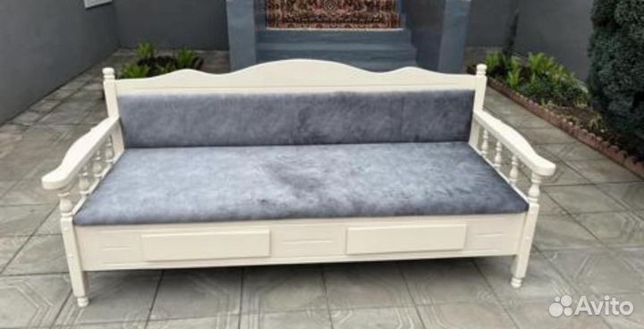 Кровать тахта