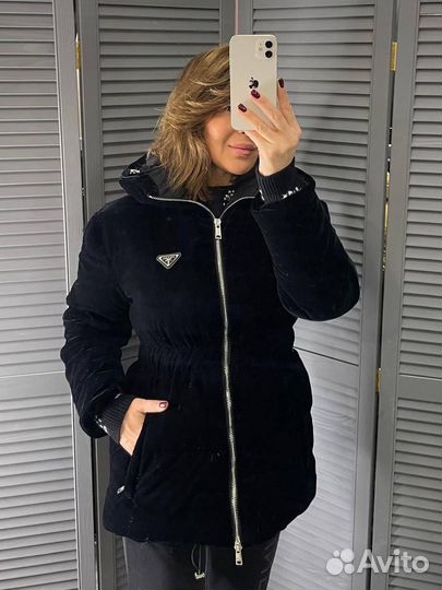 Пуховик женский Prada