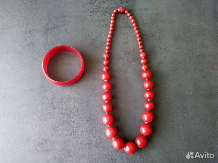 Бусы, клипсы, браслет пластмасса СССР винтаж