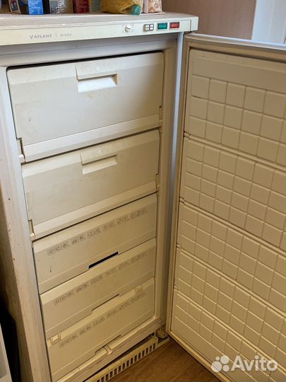 Холодильник морозильная камера бу