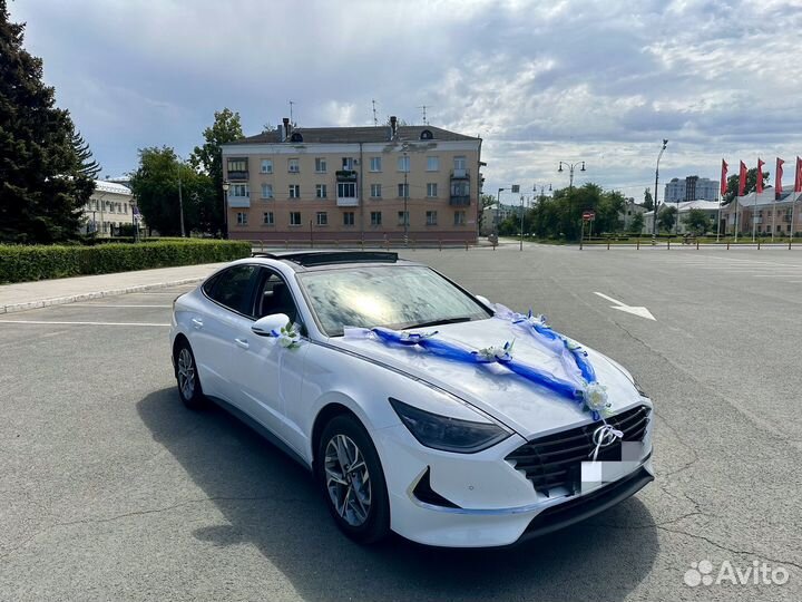 Украшения на автомобиль