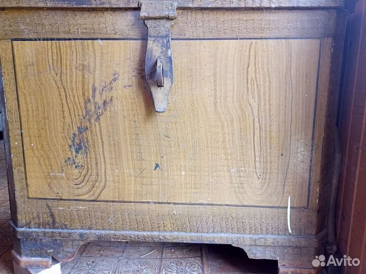 Сейф-сундук