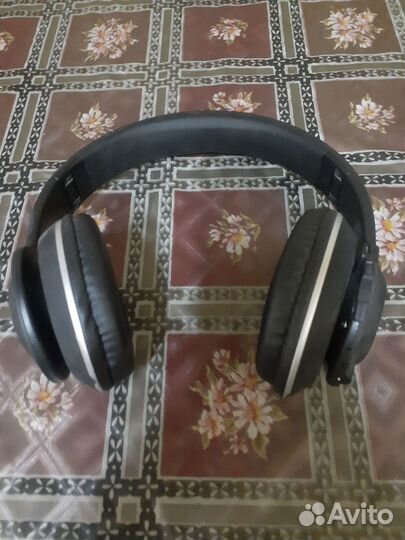 Беспроводные наушники JBL (не ориг)