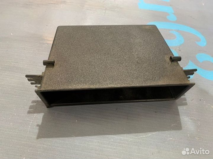 Бардачок между сиденьями Hyundai Hd78 D4DD 2010