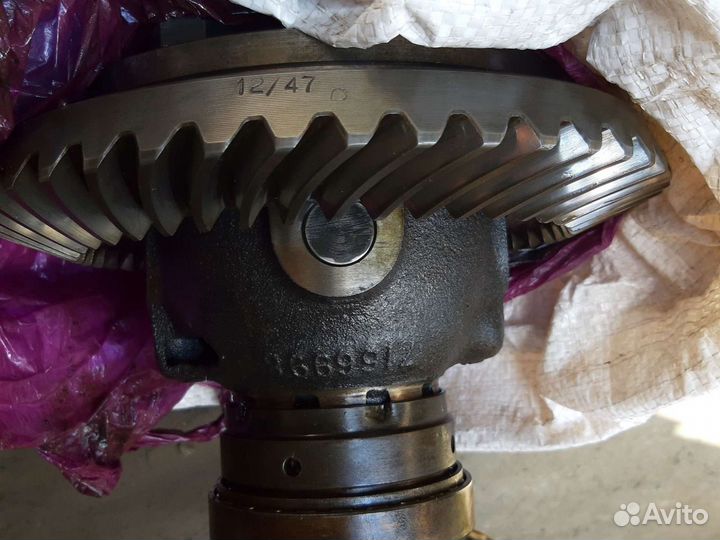 Редуктор на задний мост Ивеко 3510