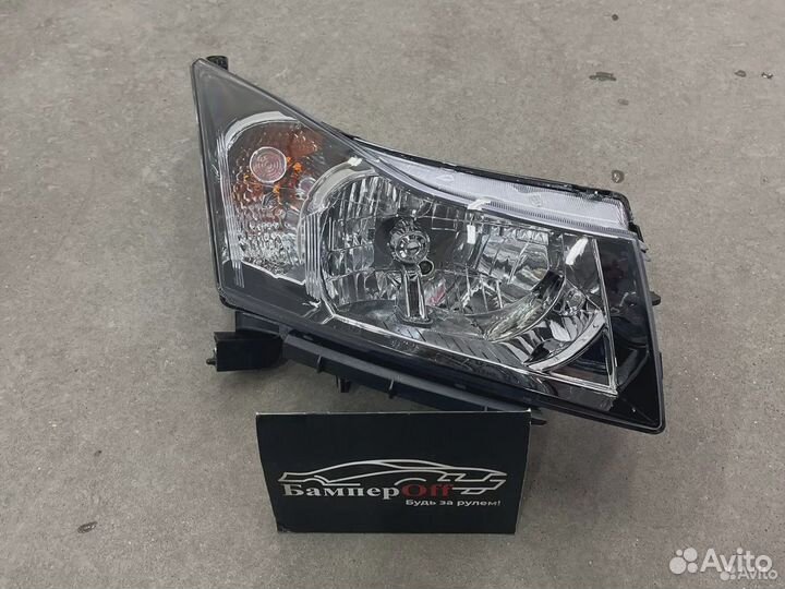 Фара на Сhevrolet Сruze 2009-13 (комплект)