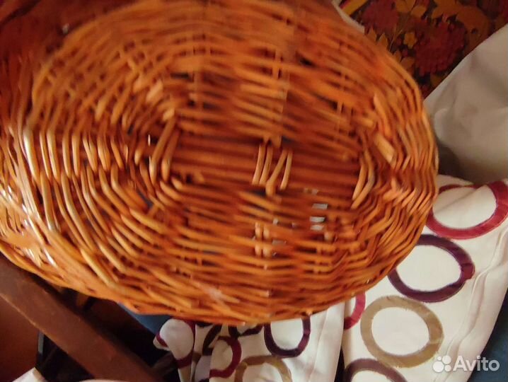 Корзина плетёная новая