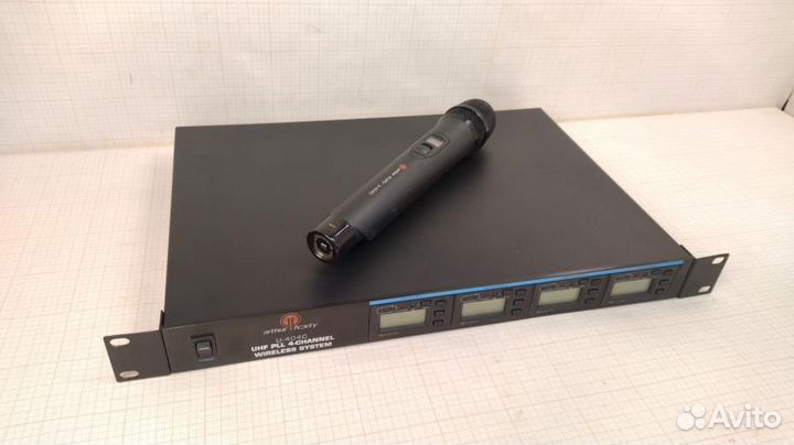 Радиосистема arthur forty U-404C