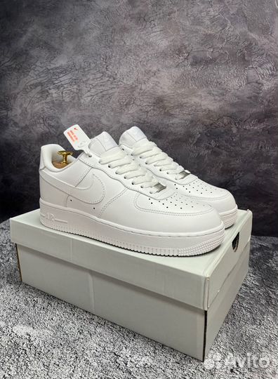 Кроссовки Nike Air Force