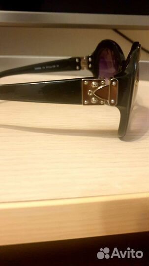 Солнцезащитные очки женские брендовые