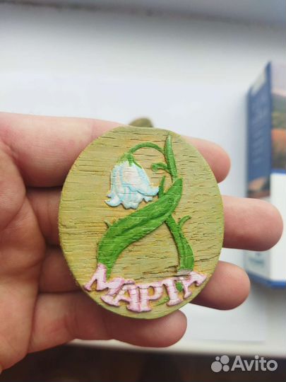 Медальоны из дерева