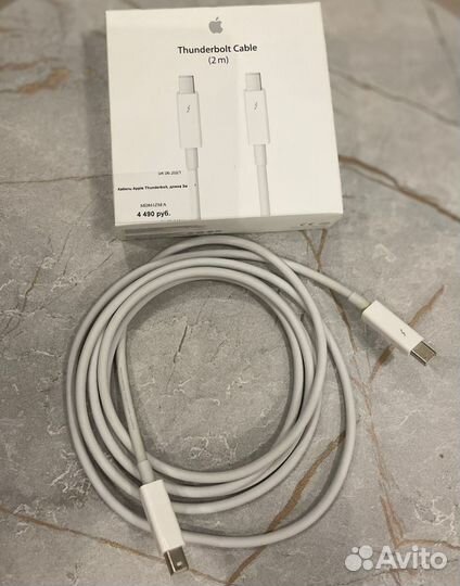 Thunderbolt 2 кабель 2 метра