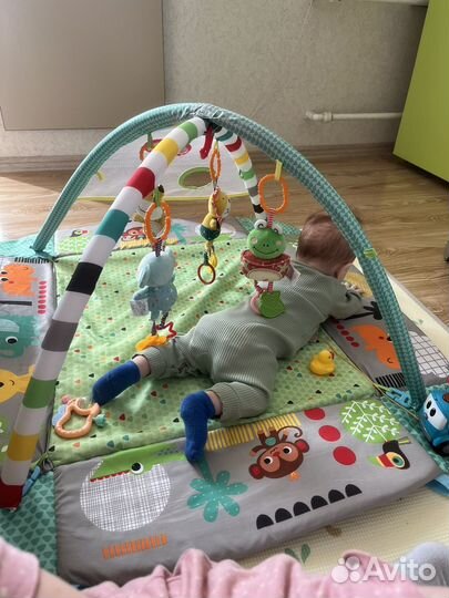 Развивающий коврик