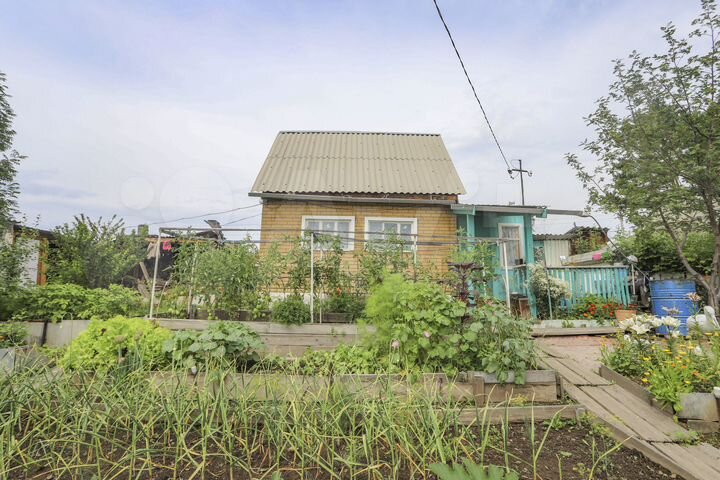 Дача 20 м² на участке 5 сот.