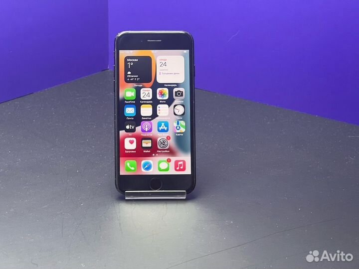iPhone 7, 32 ГБ