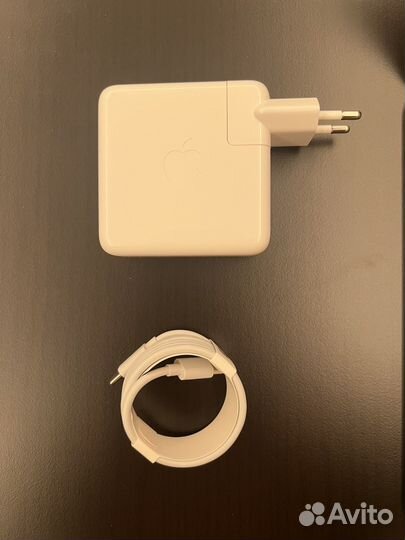 Macbook pro 13 2017 touch bar 16Gb / ssd 512