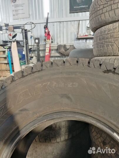 Bridgestone Blizzak DM-Z3 285/75 R16 116Q