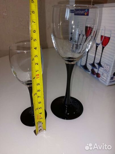 Набор бокалов и рюмок