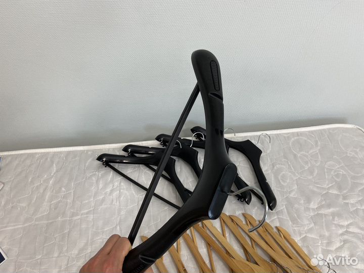 Вешалки плечики