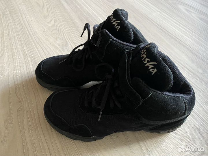 Кроссовки для хореографии