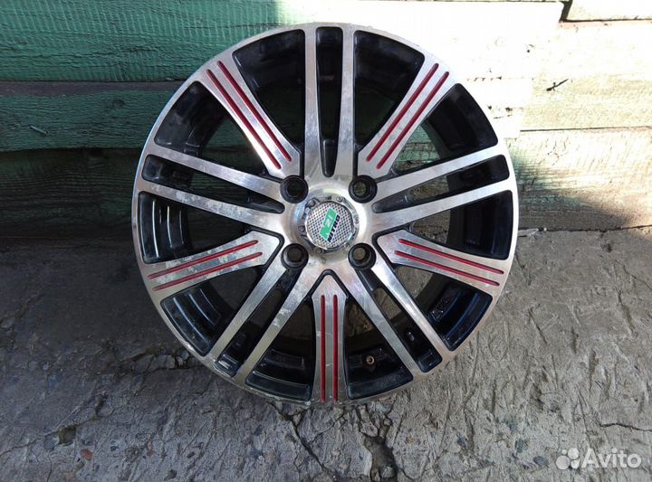 Колеса с литыми дисками