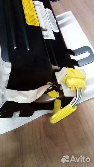 Подушка безопасности в торпеду Hyundai Sonata 5 Nf