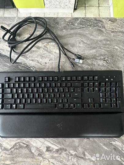 Игровая клавиатура razer blackwidow chroma v2