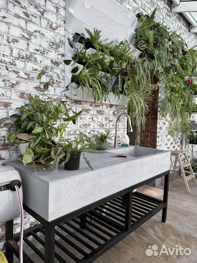 Бетонная раковина с подстольем