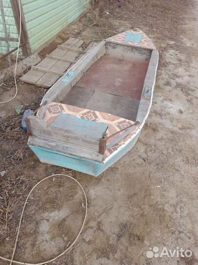 Алюминиевый кулас с мотором