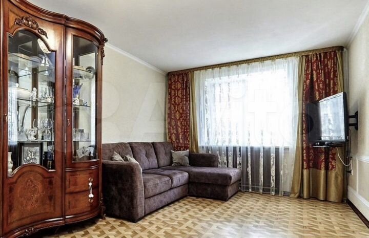 3-к. квартира, 115 м², 3/14 эт.
