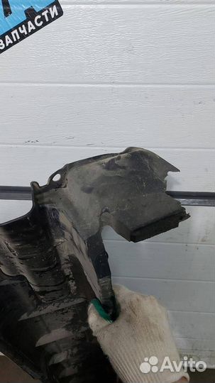 Воздуховод (дефлектор) радиатора Honda HR-V