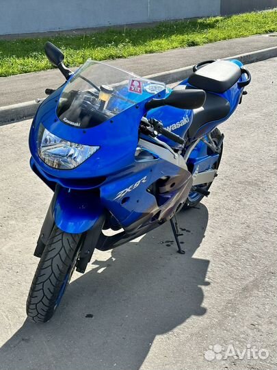 Мотоцикл Kawasaki ZX9R