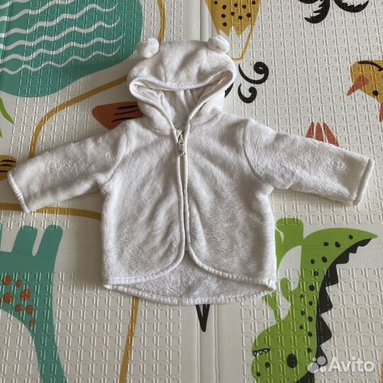 Тёплая кофточка с ушками,на 0-3мес,сост идеал