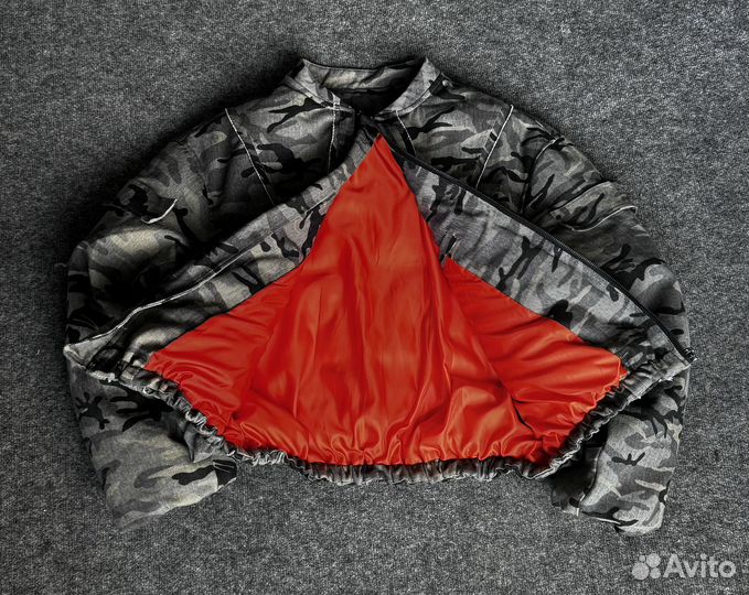 Камуфляжный бомбер Joshua Jamal