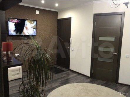 2-к. квартира, 52 м², 2/5 эт.