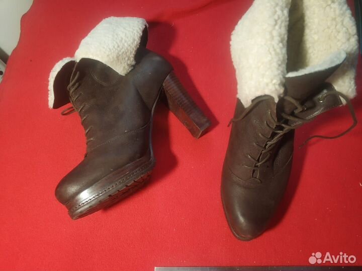 Зимняя женская обувь